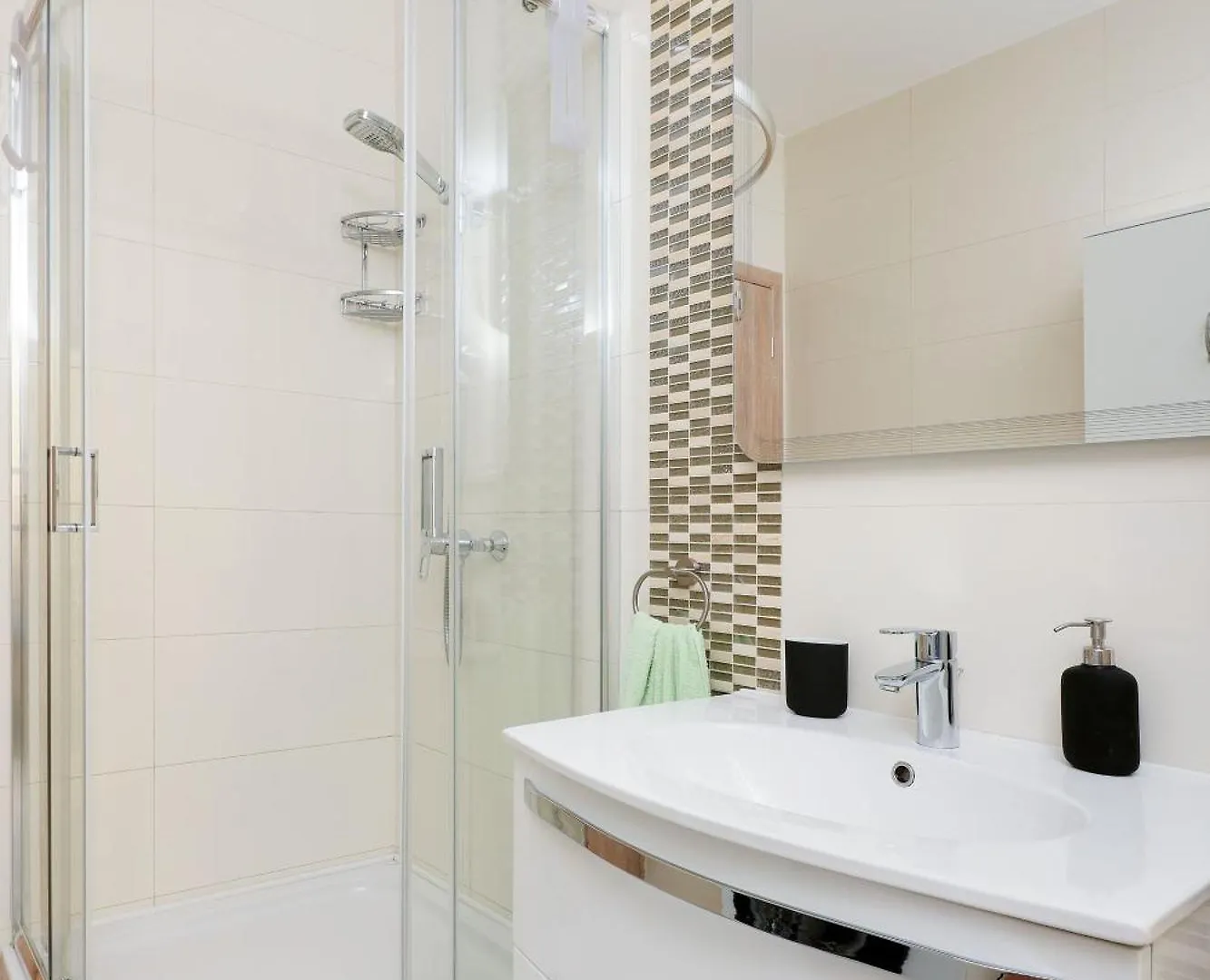 Apartment Lina - Pool And Sea View Starigrad Paklenica Croatia