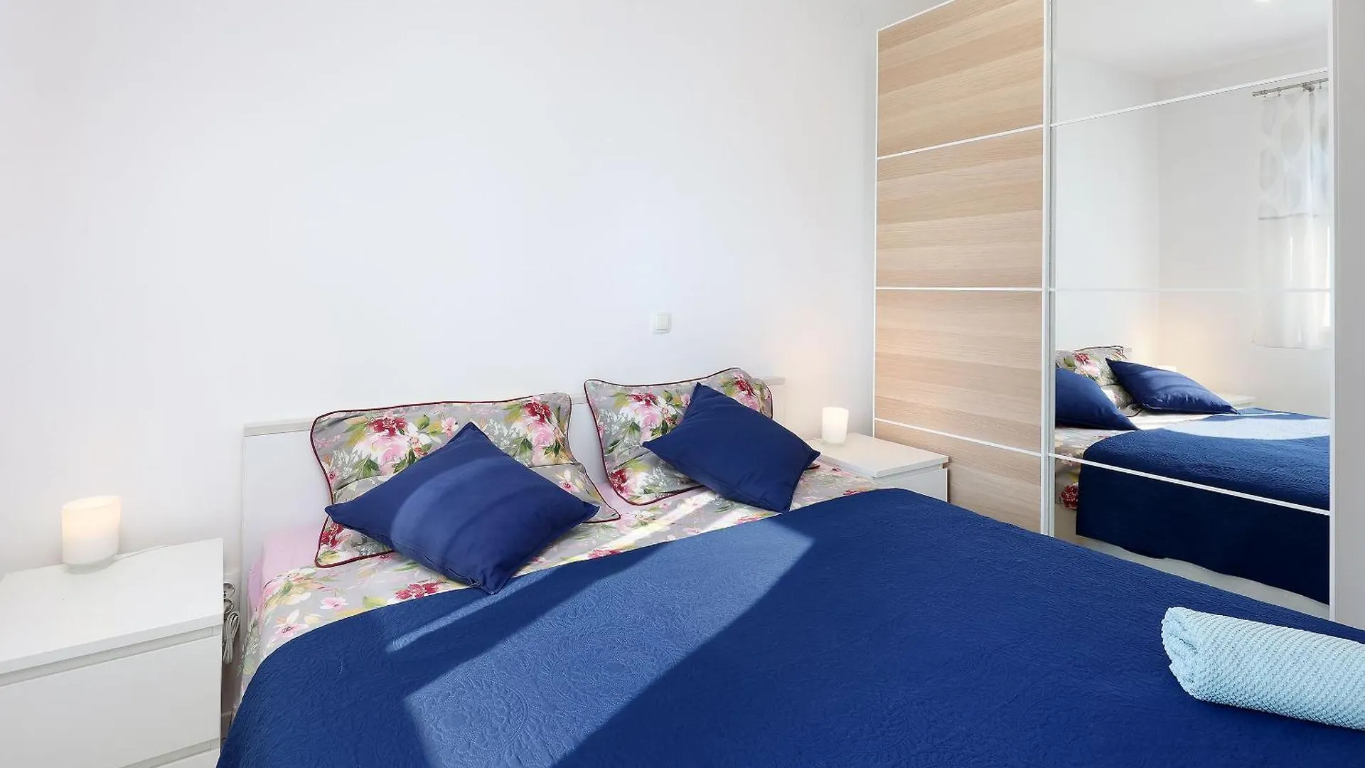 Apartment Lina - Pool And Sea View Starigrad Paklenica 0*,